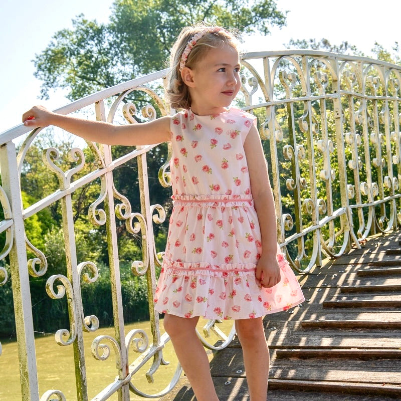 DRESS ROOS