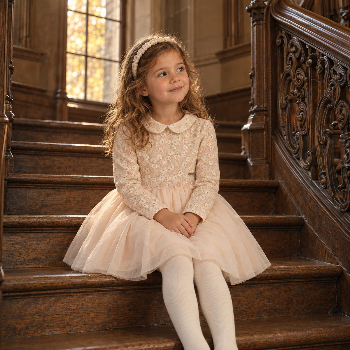 AI-foto: Dress Donna gedragen door een kind (Natini)